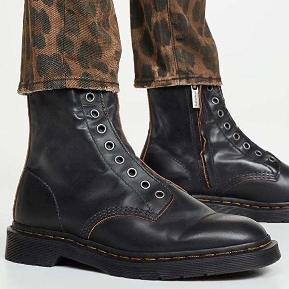 Dr. Martens Shoes - RARE Dr. Martens 1460 Laceless Zip Vintage Smooth Leather Boots
